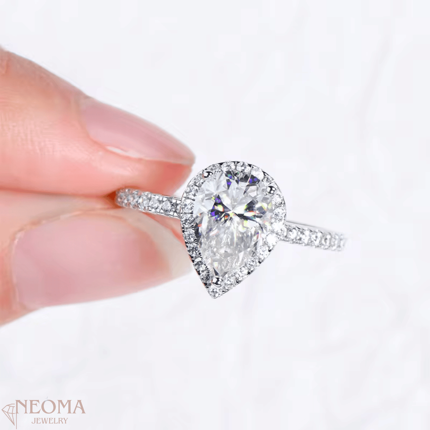 2 ct Pear Cut Moissanite Halo Engagement Ring - SETUxNEOMA  