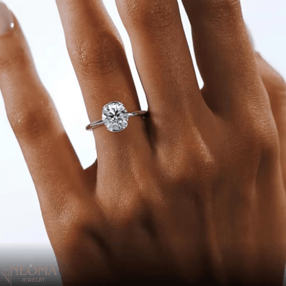 VVS1 Moissanite Solitaire Promise Ring – Timeless Elegance