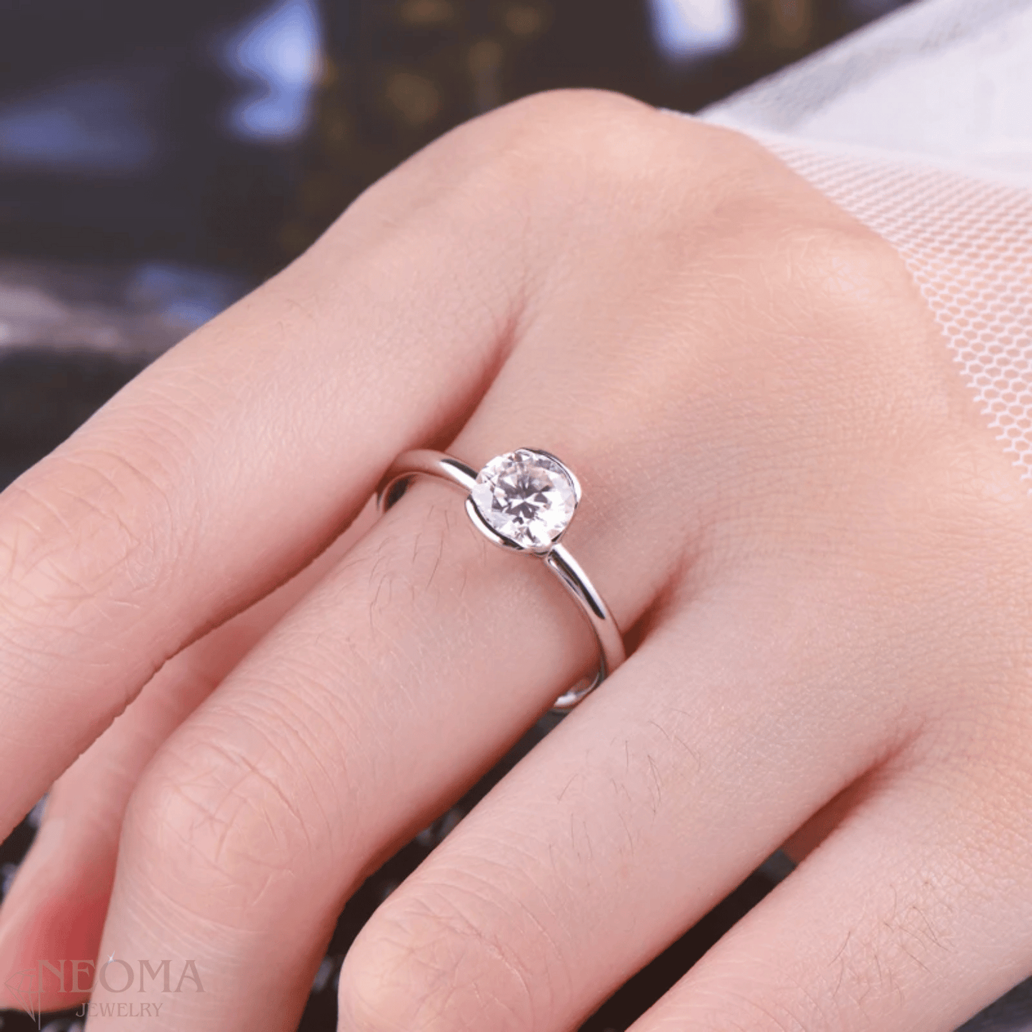 VVS1 Moissanite Solitaire Promise Ring - SETUxNEOMA  