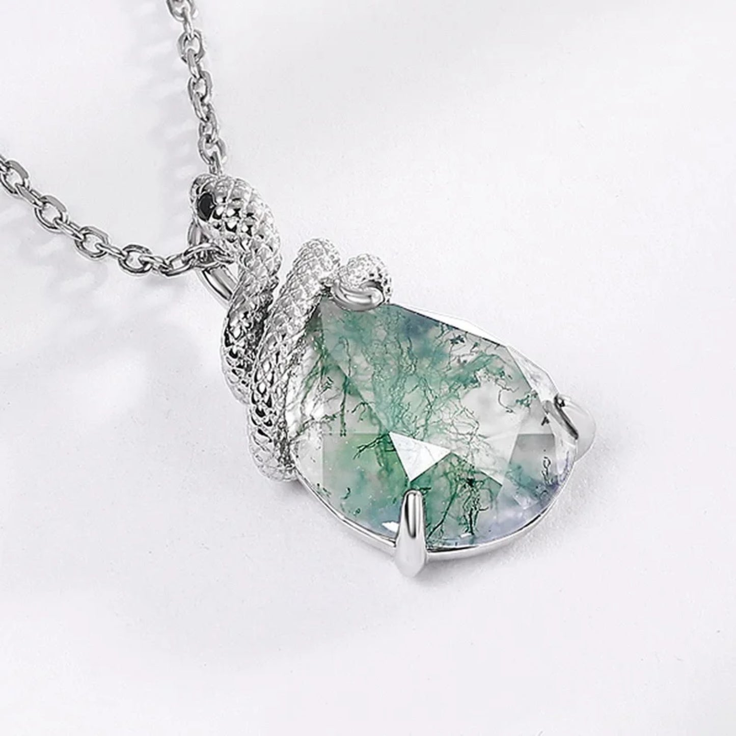 Green Moss Agate Snakes Pendant Necklace in 925 Sterling Silver - SETUxNEOMA  