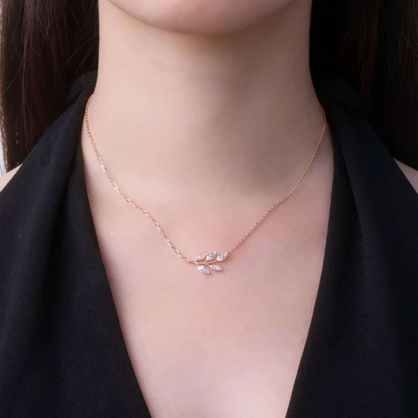 Moissanite Branch Leaf Pendant Necklace - Marquise Diamond Shape - SETUxNEOMA  