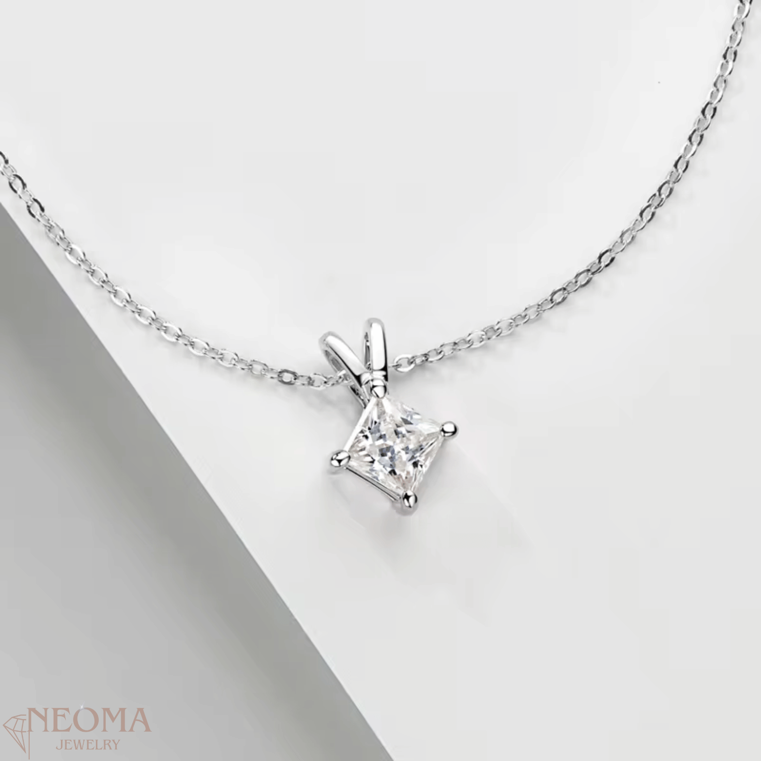 1 Carat Princess Cut Moissanite Solitaire Pendant Necklace - SETUxNEOMA  