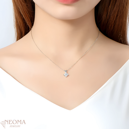 1 Carat Princess Cut Moissanite Solitaire Pendant Necklace - SETUxNEOMA  