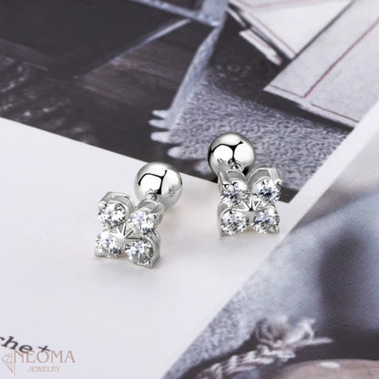 Lucky Four Leaf Clover Stud Earrings with 4 Round Cut Moissanite Stones - SETUxNEOMA  